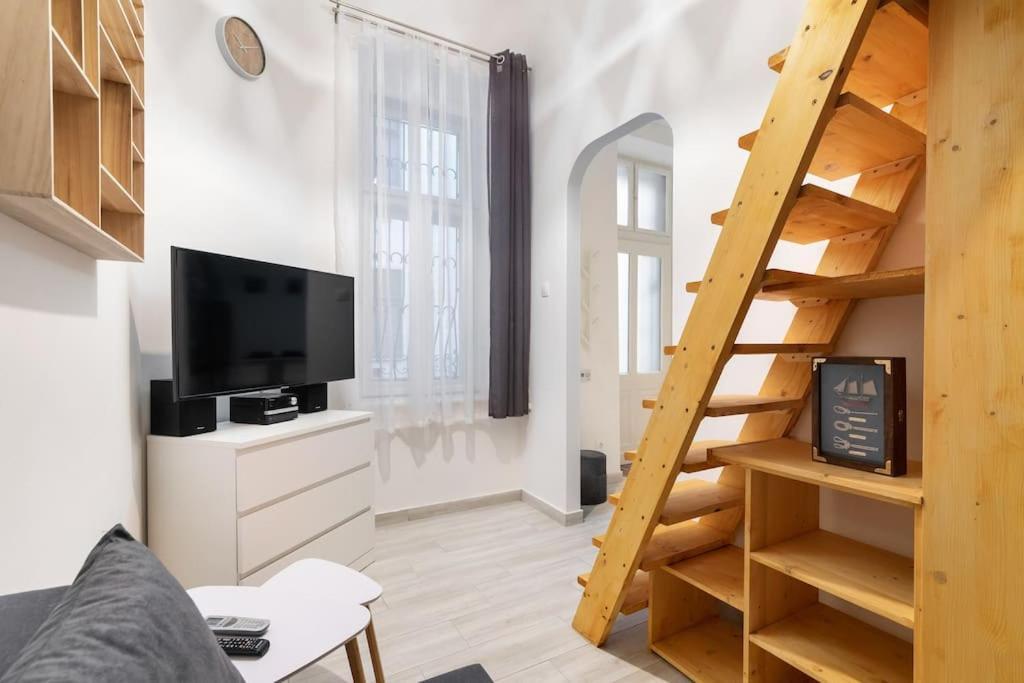 Swarz'S Downtown Apartment Budapest Esterno foto